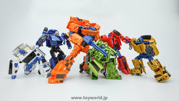 TW Car Combiner Images Show  Group Of Figures In Robot Mode  (5 of 5)